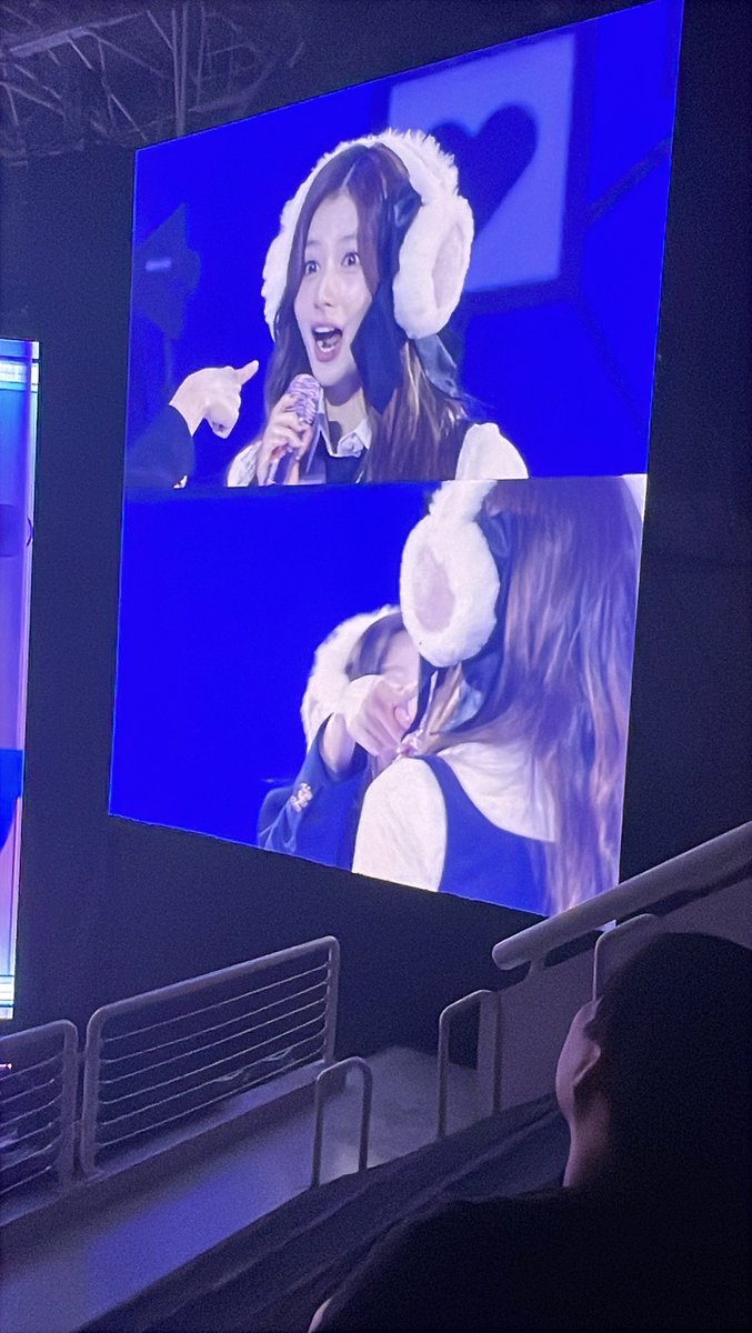 可愛かった🥺

#TWICE #트와이스 #SANA #사나 #サナ #TWICE_10TH_ANNIVERSARY #10VE_UNIVERSE