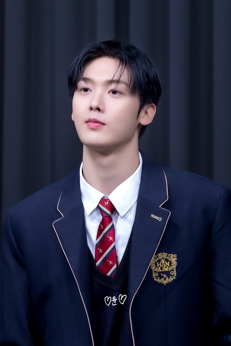 251017

그 시절 우리가 사랑했던 윤산하 선배💘

#윤산하 #ユンサナ #YOONSANHA 
#아스트로 #ASTRO <a href="/offclASTRO/">ASTRO 아스트로</a>