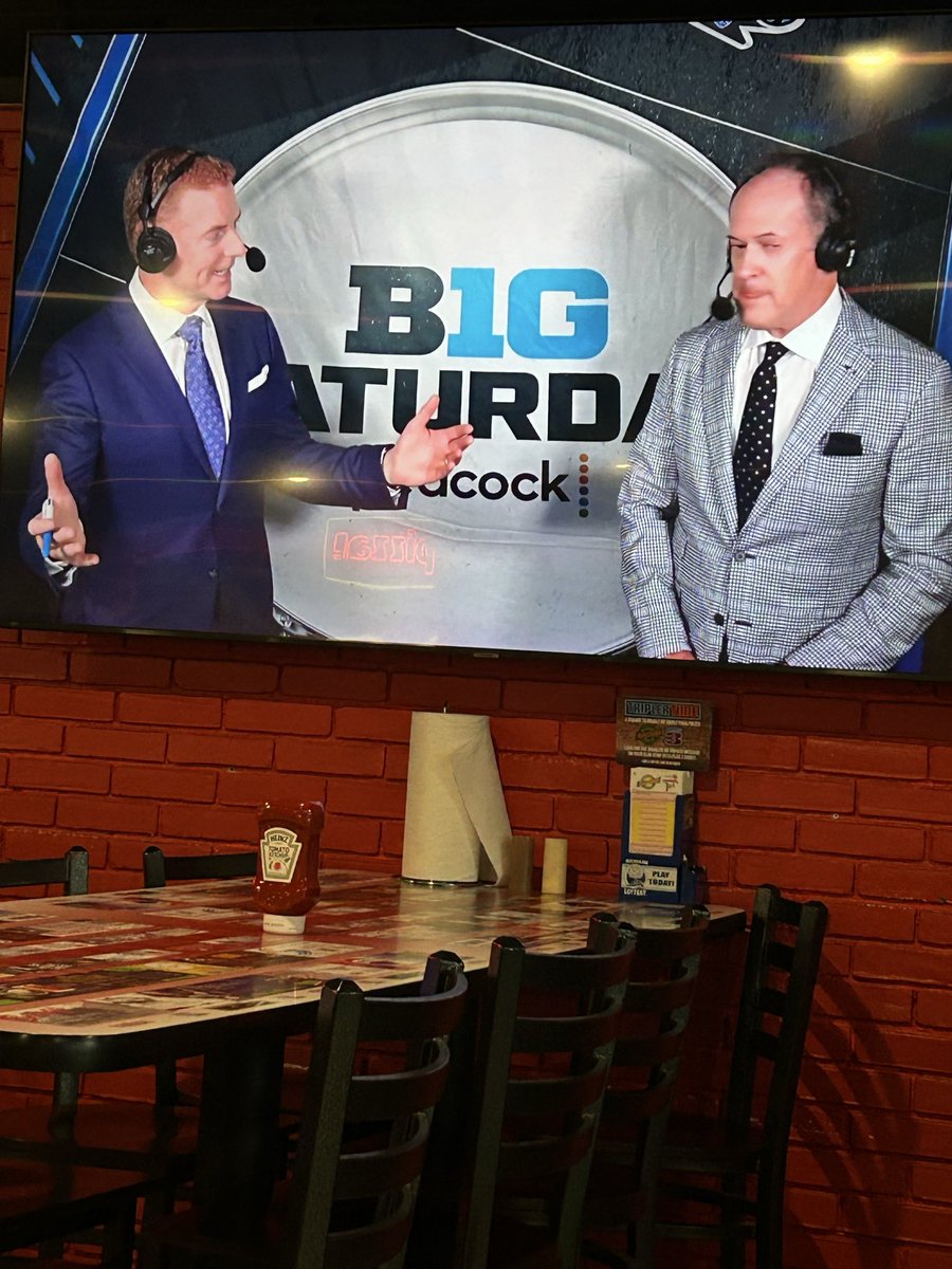 Jeremypudge's tweet photo. #B1G 💩 🐓 https://t.co/lUUImevqLZ