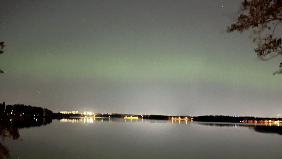 #aurora ‘s in the #helsinki region lights and northern lights