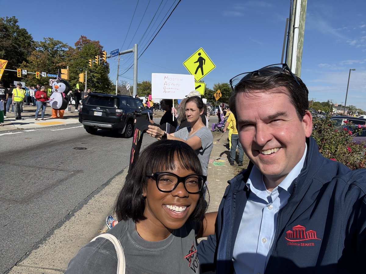 Sen. Jeremy McPike (@jeremymcpike) on Twitter photo Great energy today at the No Kings Rally in Woodbridge alongside <a href="/BrianaSewellVA/">Briana Sewell</a>. Proud to stand with our community for democracy, equality, and opportunity for all.
Sic Semper Tyrannis! Virginia will always stand for freedom. 💪🇺🇸 #NoKings Great energy today at the No Kings Rally in Woodbridge alongside <a href="/BrianaSewellVA/">Briana Sewell</a>. Proud to stand with our community for democracy, equality, and opportunity for all.
Sic Semper Tyrannis! Virginia will always stand for freedom. 💪🇺🇸 #NoKings