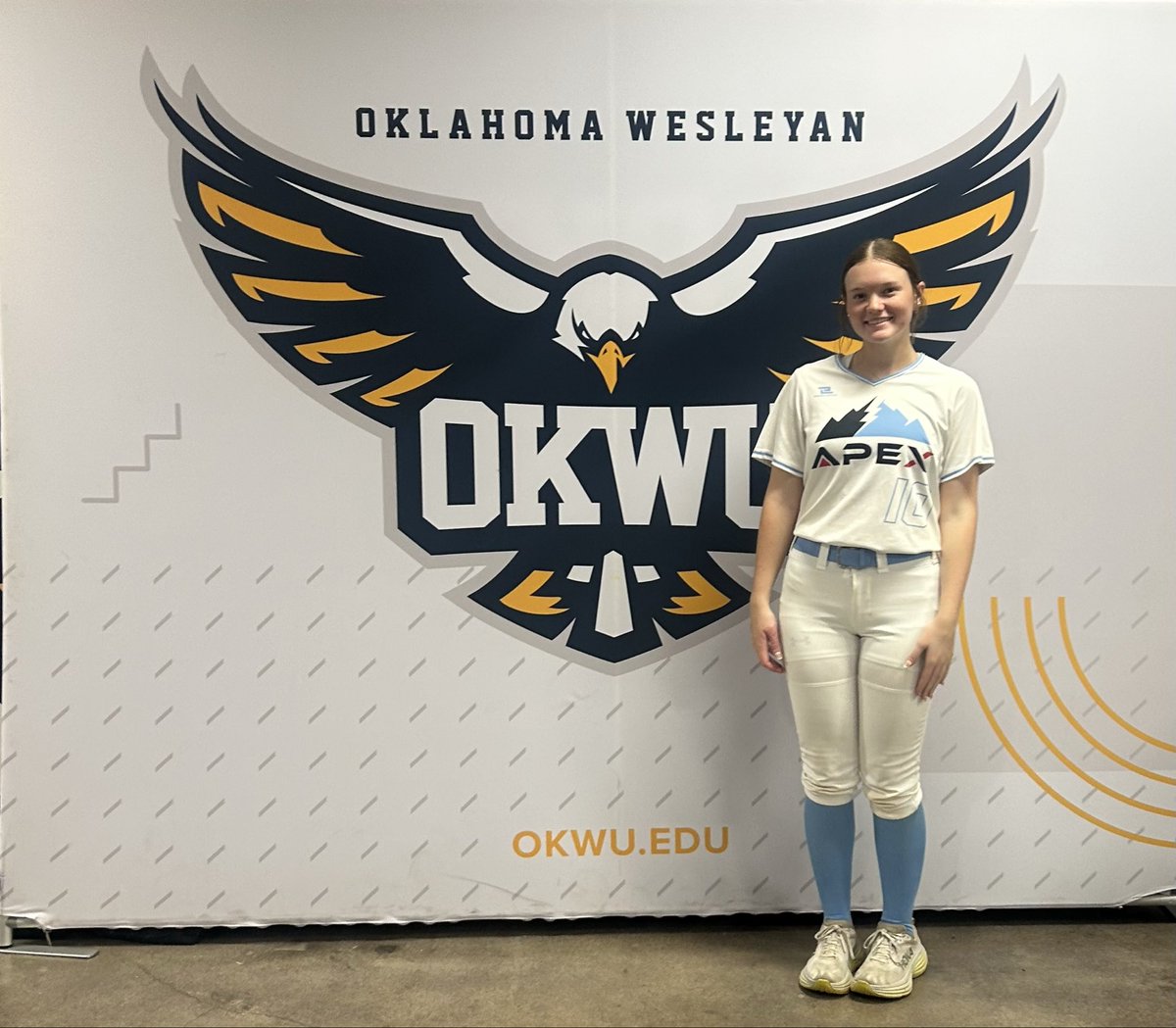 CarleighW10's tweet photo. Great softball camp this weekend! Loved the feedback and drills—always learning and growing! @OKWUeagles_SB @justineburch10 @coachsaraflenor 
@Apex_09_ https://t.co/2aW8CpJHXz