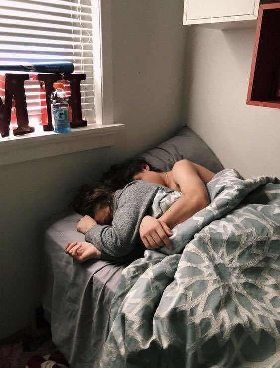 me and who (@dailycouplepost) on Twitter photo 