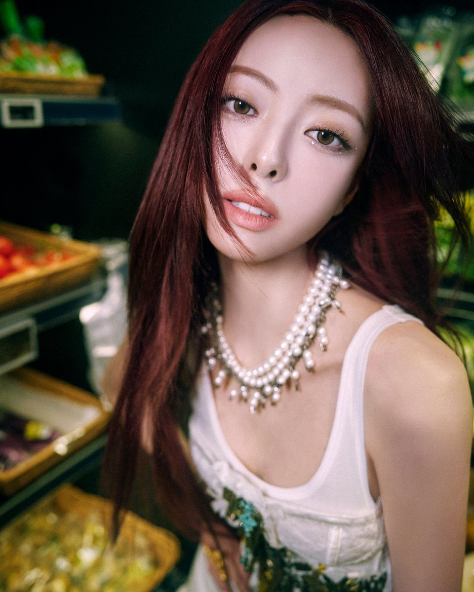 ITZYofficial's tweet image. ITZY &lt;TUNNEL VISION&gt; CONCEPT PHOTO #1
#YUNA #유나
💿 ALBUM RELEASE
2025.11.10 MON 6PM (KST) | 4AM (ET)
#ITZY #MIDZY @ITZYofficial
#ITZYComeback
#ITZY_TUNNELVISION
#ITZY_TNVS
