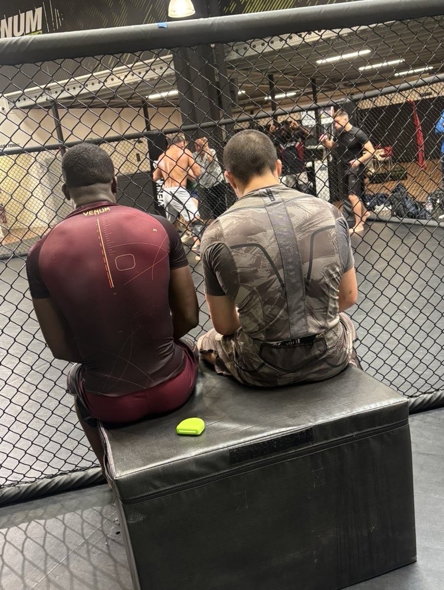 Dans la victoire comme dans la défaite on est ensemble ce n’est qu’une étape <a href="/BaysangurHanma/">Baki Hanma</a> 🫂❤️