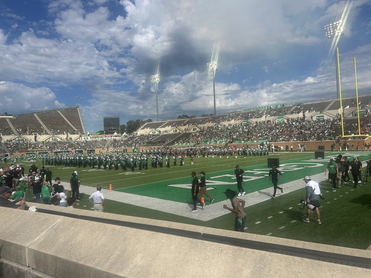 Ahmari Washington (@washingt5ahmari) on Twitter photo Had an amazing time in Denton this Saturday!! Thank you <a href="/MeanGreenFB/">UNT Football</a> for the invite, the atmosphere and hospitality from the coaching Staff was great! <a href="/CoachViolette/">CoachViolette</a> <a href="/CoachSvoboda/">Drew Svoboda</a> <a href="/JordanDavisUNT/">Jordan Davis</a> Had an amazing time in Denton this Saturday!! Thank you <a href="/MeanGreenFB/">UNT Football</a> for the invite, the atmosphere and hospitality from the coaching Staff was great! <a href="/CoachViolette/">CoachViolette</a> <a href="/CoachSvoboda/">Drew Svoboda</a> <a href="/JordanDavisUNT/">Jordan Davis</a>