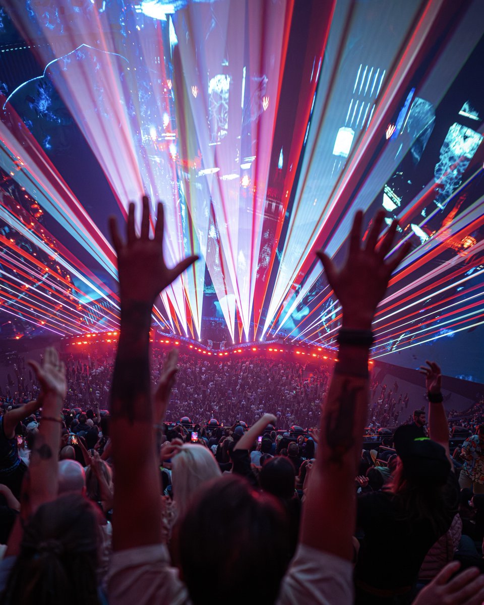 UnityxSphere's tweet image. The last dance awaits inside @SphereVegas. 🤩 Make sure to come with peace, love, unity, and respect, and lets have an incredible last night together in UNITY. ⚡️