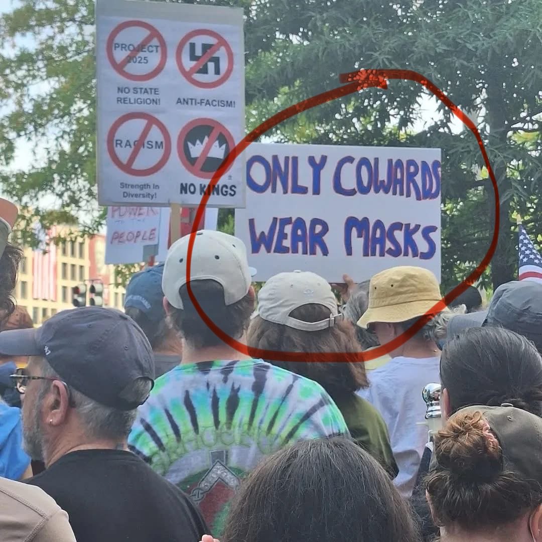 Leftists in their King Parade. Without a HINT of introspection… 😂😳😂😳