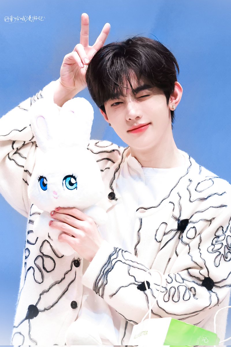 Hao_sWonderland's tweet image. 251015
📸

#장하오 #章昊 #ZHANGHAO #ジャンハオ 
#ZEROBASEONE #ZB1 #제로베이스원