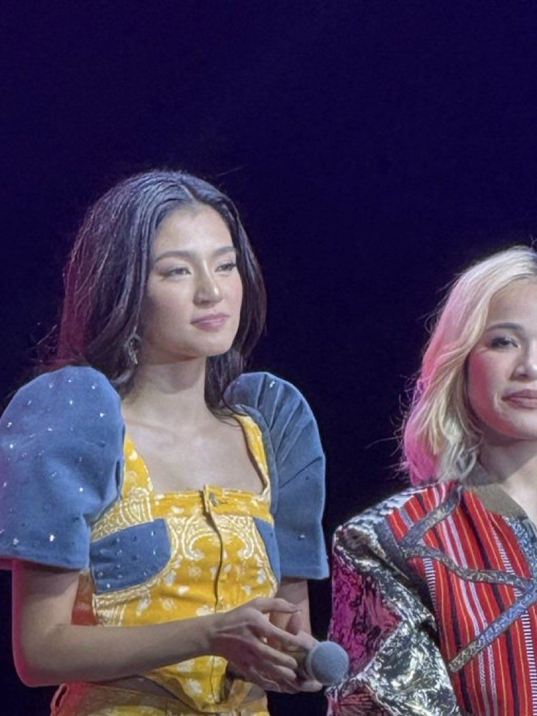 Pretty Belinda for Show 2. She’s part of the opening prod. 

BELLE ON MAPLE STAGE

#VancouBELLE
#BelleMariano