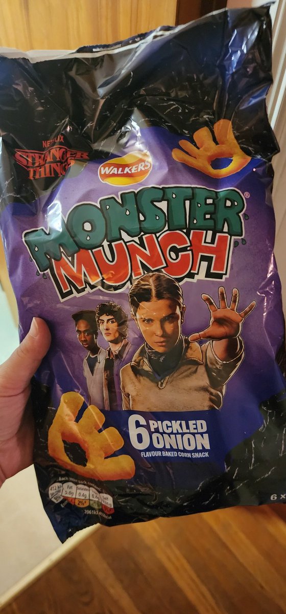 ππ©π¦ πππ¦π€π΅π³π°πππππβ‘οΈ (@highvoltagekat) on Twitter photo Everyone who stays at my house must pay me snacks as penance Everyone who stays at my house must pay me snacks as penance