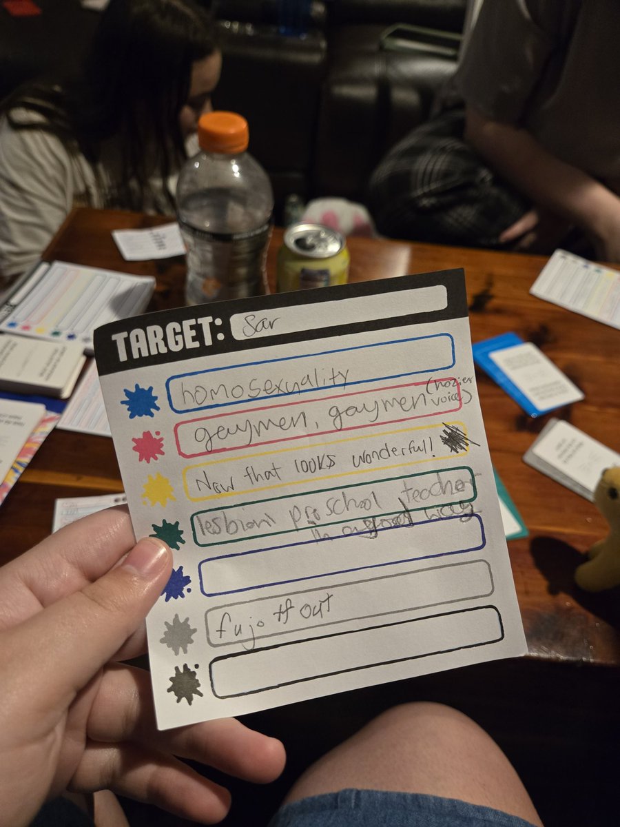 sar 💐 tweet media