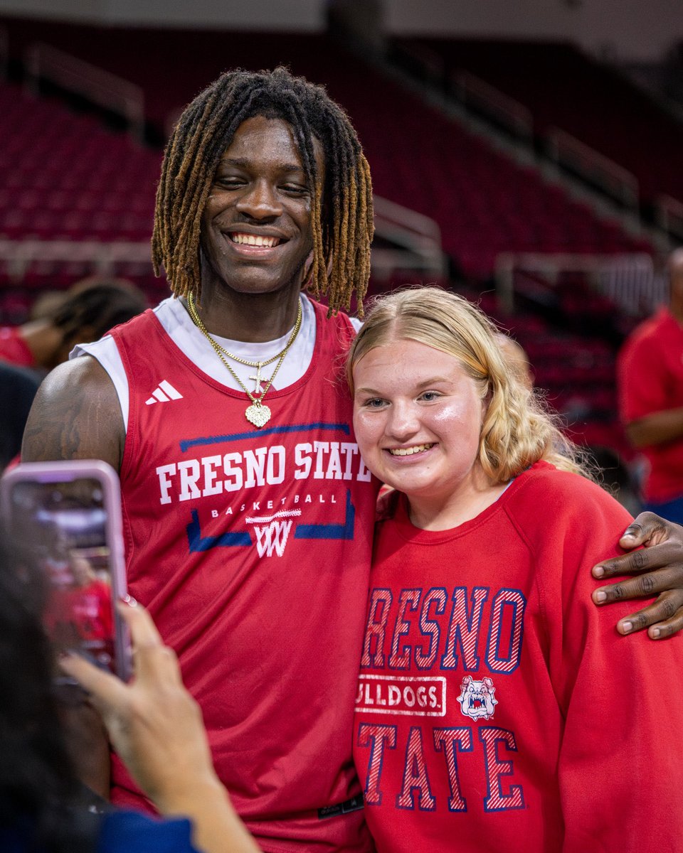 Fresno State Bulldogs tweet media