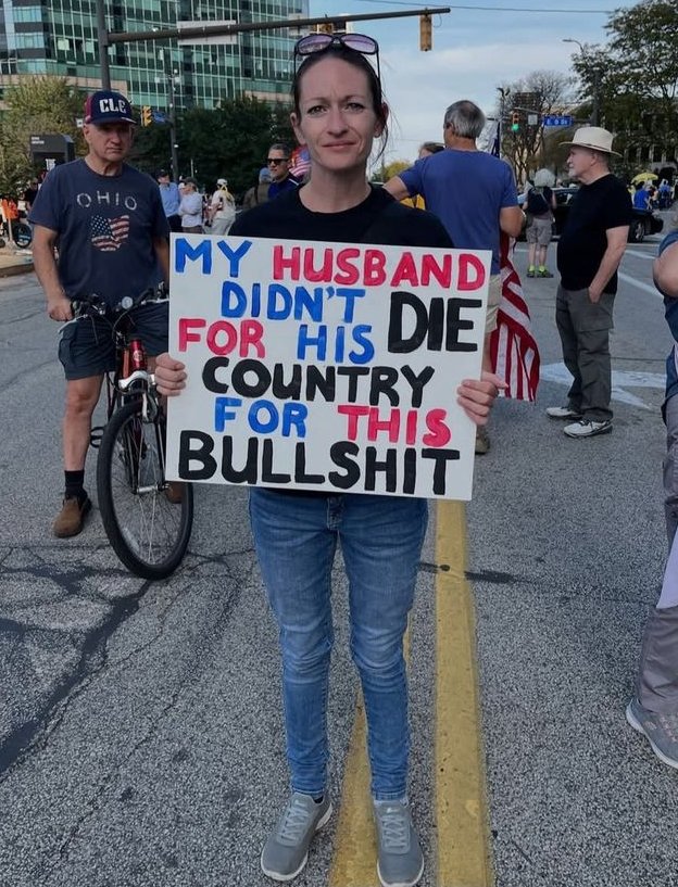 Molly Ploofkins (@mollyploofkins) on Twitter photo 