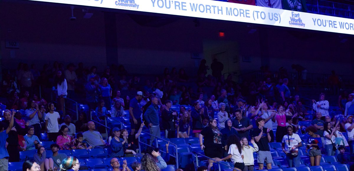 UTA Volleyball tweet media