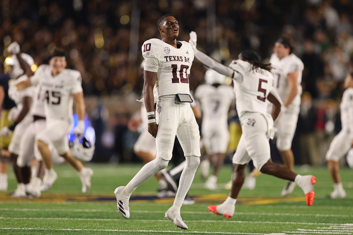 The only undefeated team left in the SEC

Texas A&amp;M Aggies 👍

<a href="/AggieFootball/">Texas A&M Football</a>