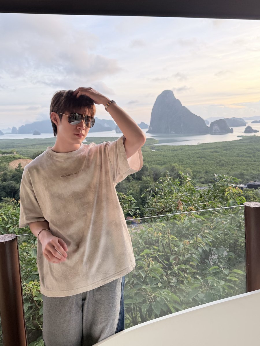 natasittttt's tweet photo. Good morning, sunshine! ☀️ 
#natasitt https://t.co/XqHrzJImnd
