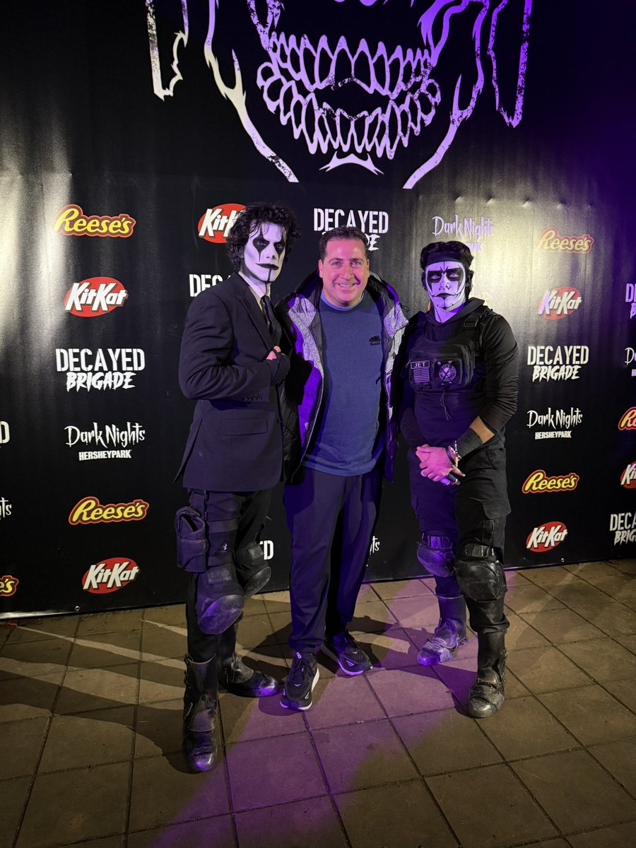 The Decayed Brigade sliders in the <a href="/Hersheypark/">Hersheypark</a> scare zones might just be the coolest &amp; most chilling thing you’ll ever experience. #Darknights #DecayedBrigade
