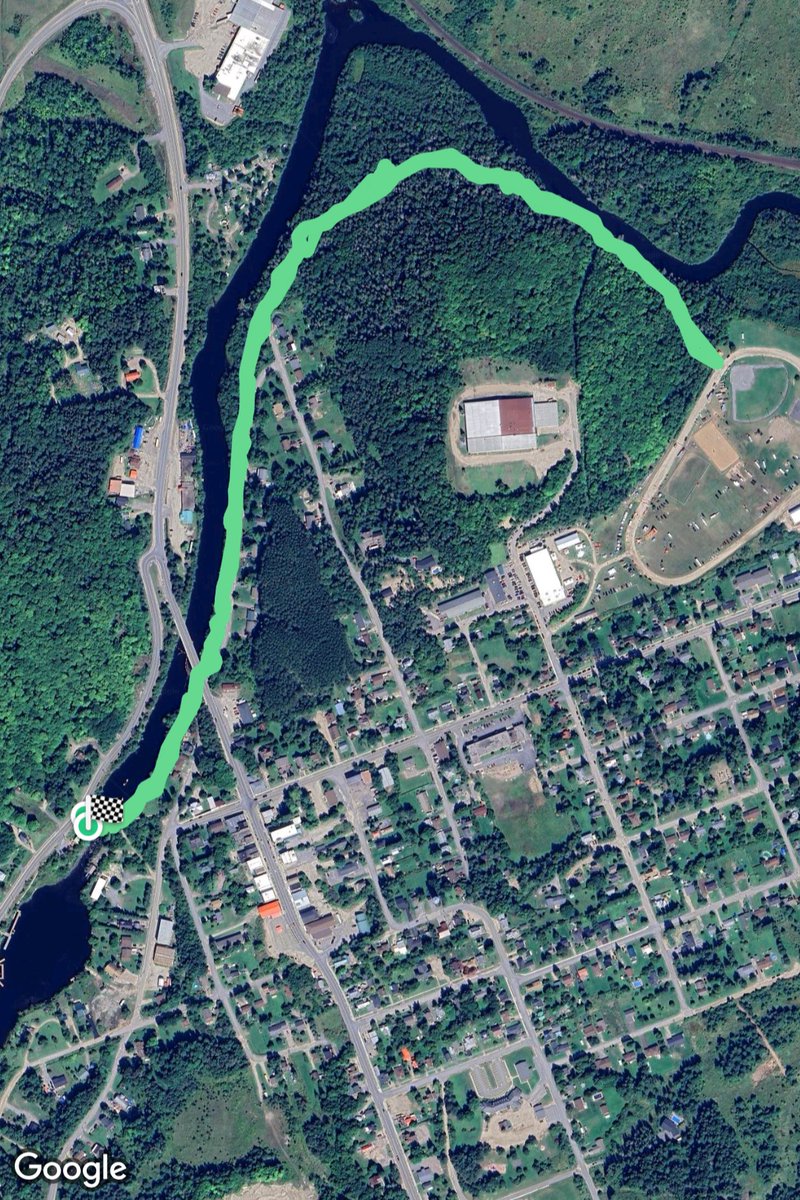 My daughter and I did the Burk's Falls Heritage River Walk today -- about 3km from one end to the other and back. There are plenty of side quests I'd like to explore another day.

#BurksFalls #AlmaguinHighlands #NorthernOntario