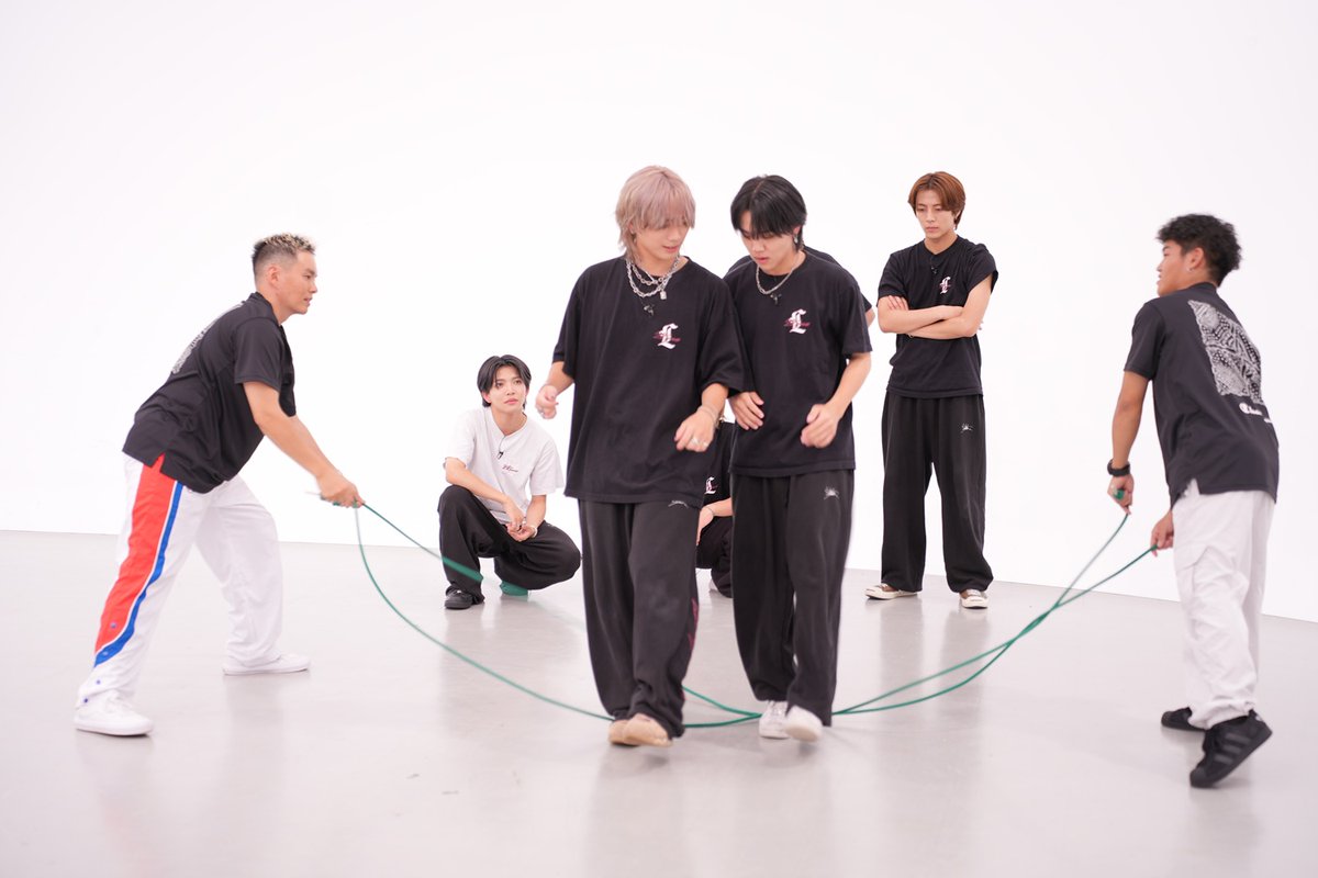 テレ東プラス tweet media