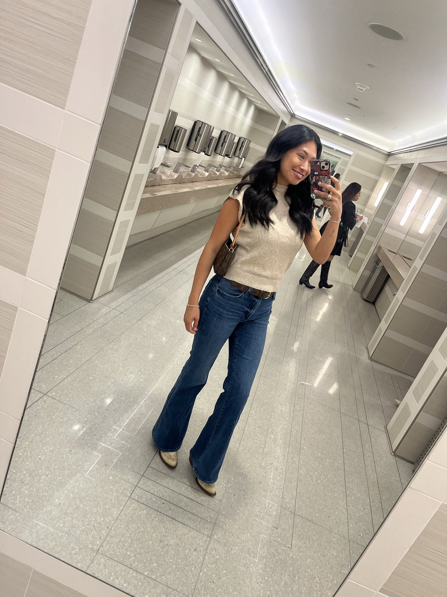 Alejandro Fernandez tonight 🎶🤠