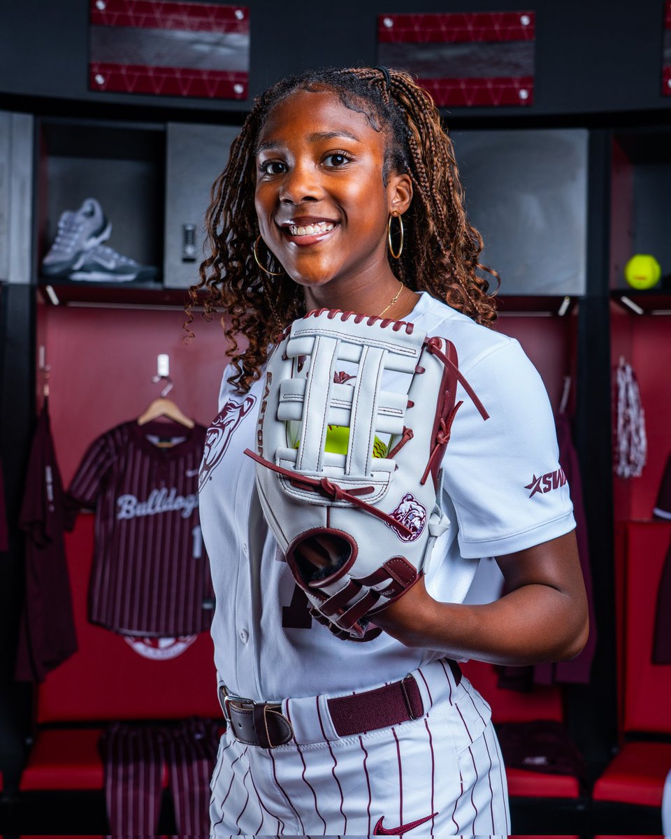 JanellRob2027's tweet image. Had a great time on my official visit @AAMU_Softball! Thank you @BrianDaley001, @CoachRicoAAMUSB, and Coach Becca for the hospitality and the chance to learn more about you, the school, and softball program. @Dukes16uNat @ToddMayfield85 @_Nikki_Nichole @HFHSAthletics