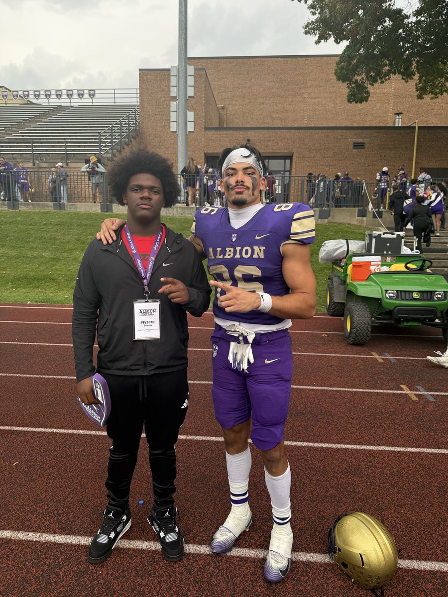 NyzereBriscoe56's tweet image. Thanks for the hospitality at the visit! @CoachSander25 @CoachWasil4 @DenisonDilon @JaPaulKeith_9 @CoachSims13 @DanteBarnes20