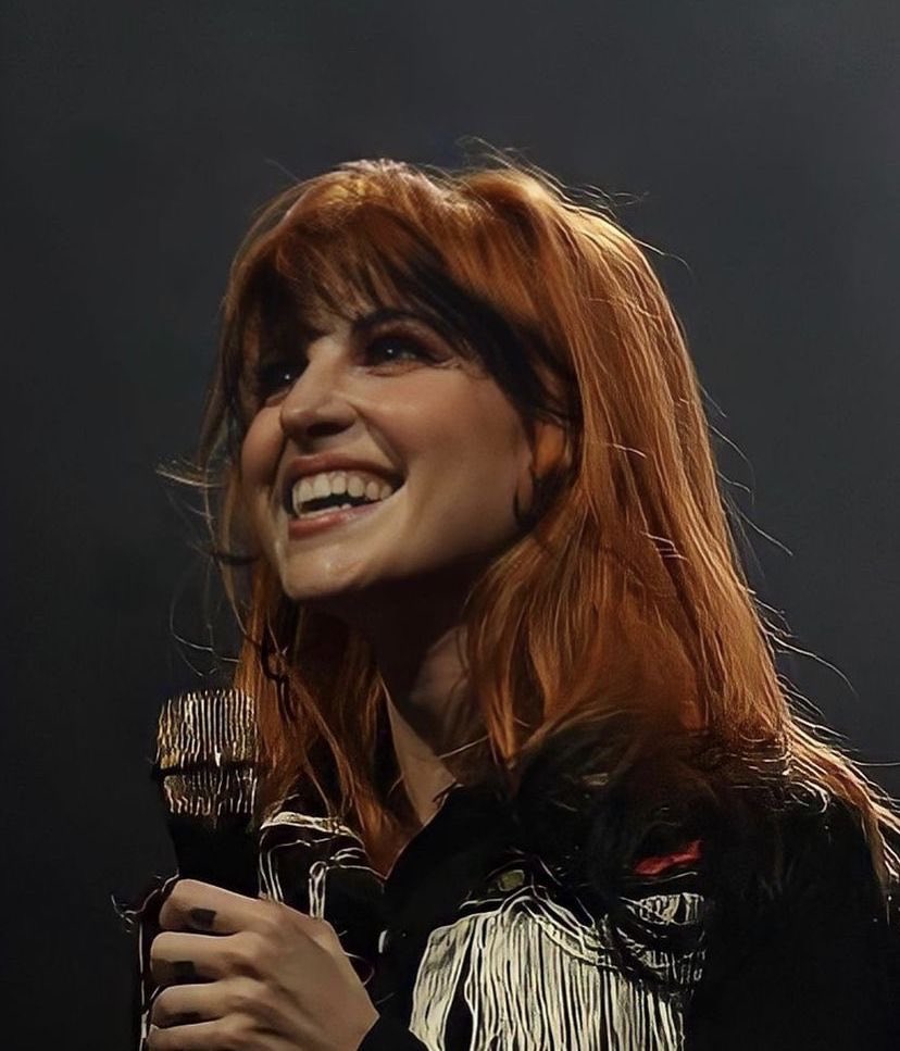 andrea from paramore🖤 tweet media