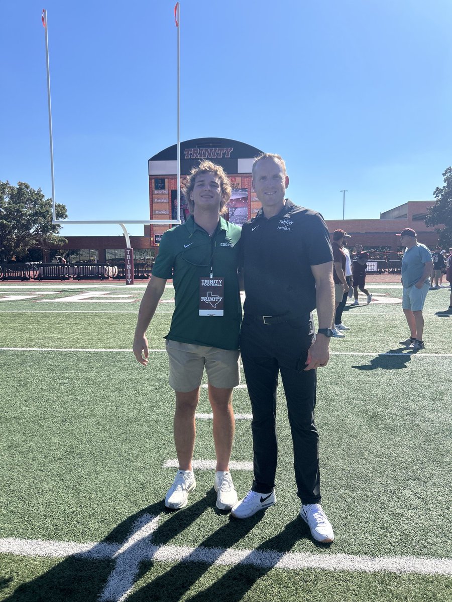 I had an amazing day <a href="/TUFootballTX/">Trinity University Football</a>. Big thanks to <a href="/JerhemeUrban83/">Jerheme Urban</a> and <a href="/CoachGezella/">Coach Gezella</a> for the hospitality. 

<a href="/Coach_DeHaven/">Erik Dehaven</a> <a href="/JCS_Football/">John Cooper Dragon Football</a> <a href="/IronWillSC/">Iron Will</a>