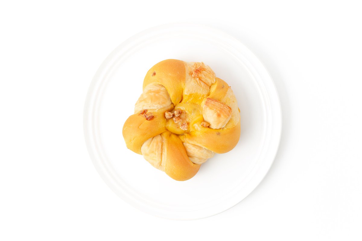 bagel_atsume's tweet image. 【ベーグル図鑑】
クロワッサンベーグル - さつまいものパイ -
BAGEL&BAGEL|東京|芋・栗・かぼちゃ
秋の午後をゆったり彩るさつまいもスイーツ系🥯
#ベーグルあつめ
#ベーグルアンドベーグル
#ベーグル
#ベーグル図鑑の1ページ
#haveanicebagel
#nobagelnolife
@bagelbagel_dc