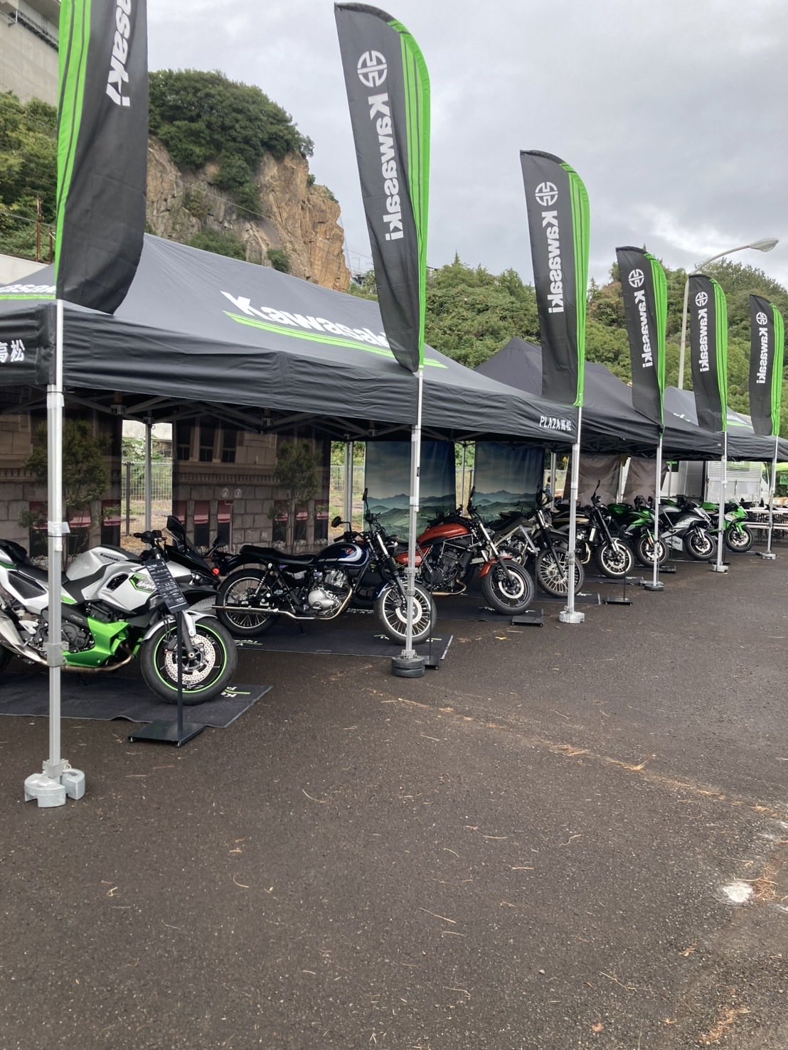 杉本ページ 東本昌平氏が描いた名車が勢揃い！ 選りすぐりの1冊『HAL'S MOTO