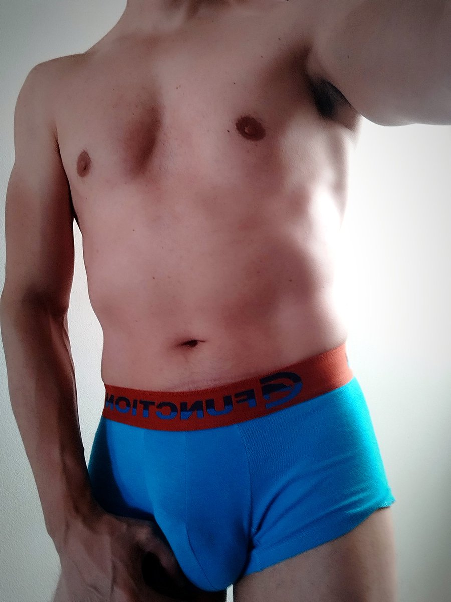 the_Chad_182's tweet photo. @AlFaHotwife @AlexanderII19 @FabioDeLaV @joseloxxxc @DanyCR1618681 https://t.co/pFUbWjowMa