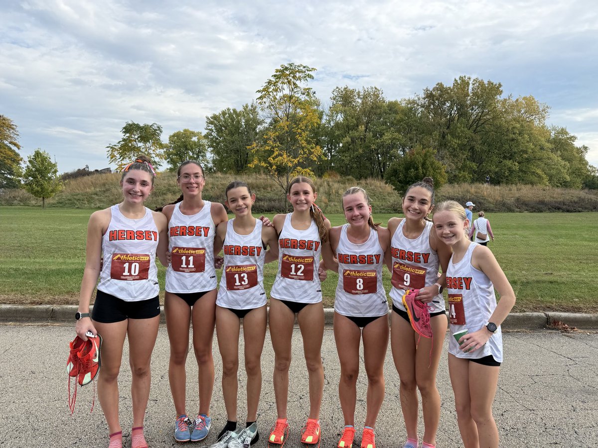 Your Huskies had a great team day at the MSL Conference meet at Busse Woods. Varsity earned 3rd, with all seven runners in the top 19. Our FS earned third and JV earned second. With 16 girls in the top 25 between all three races, and many PRs, we are so proud of this crew! #MUSH