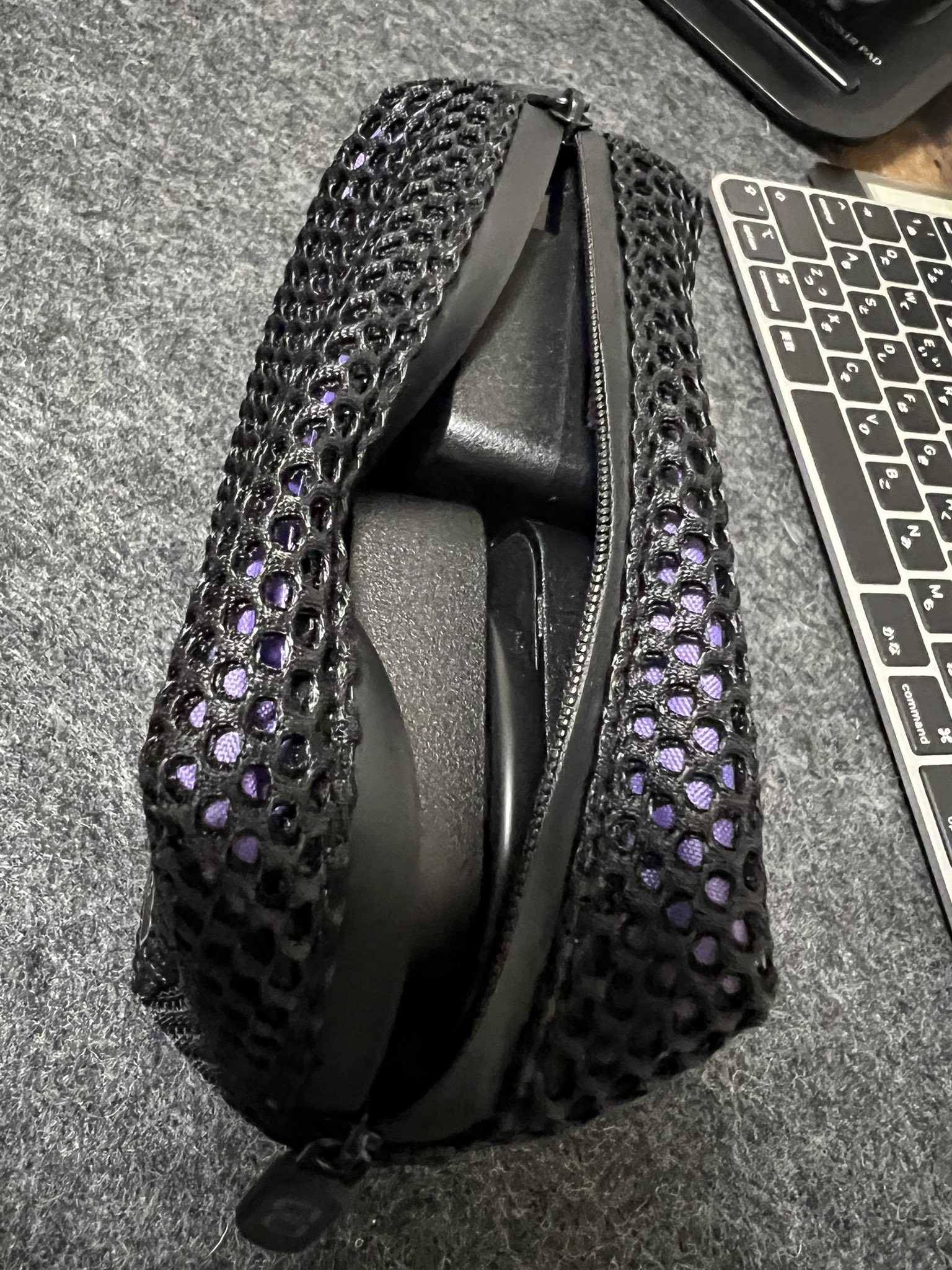 ポーチ - Search / X