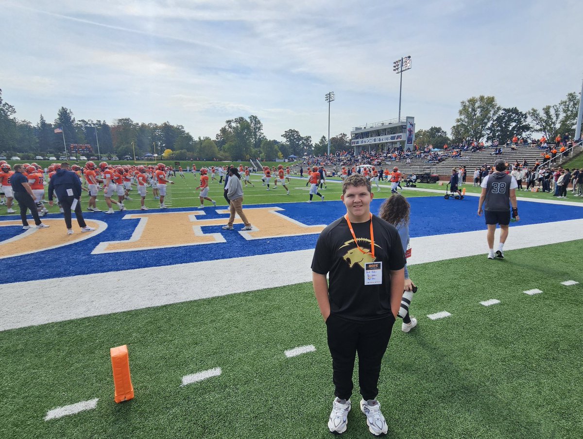 Derek Vickers tweet media