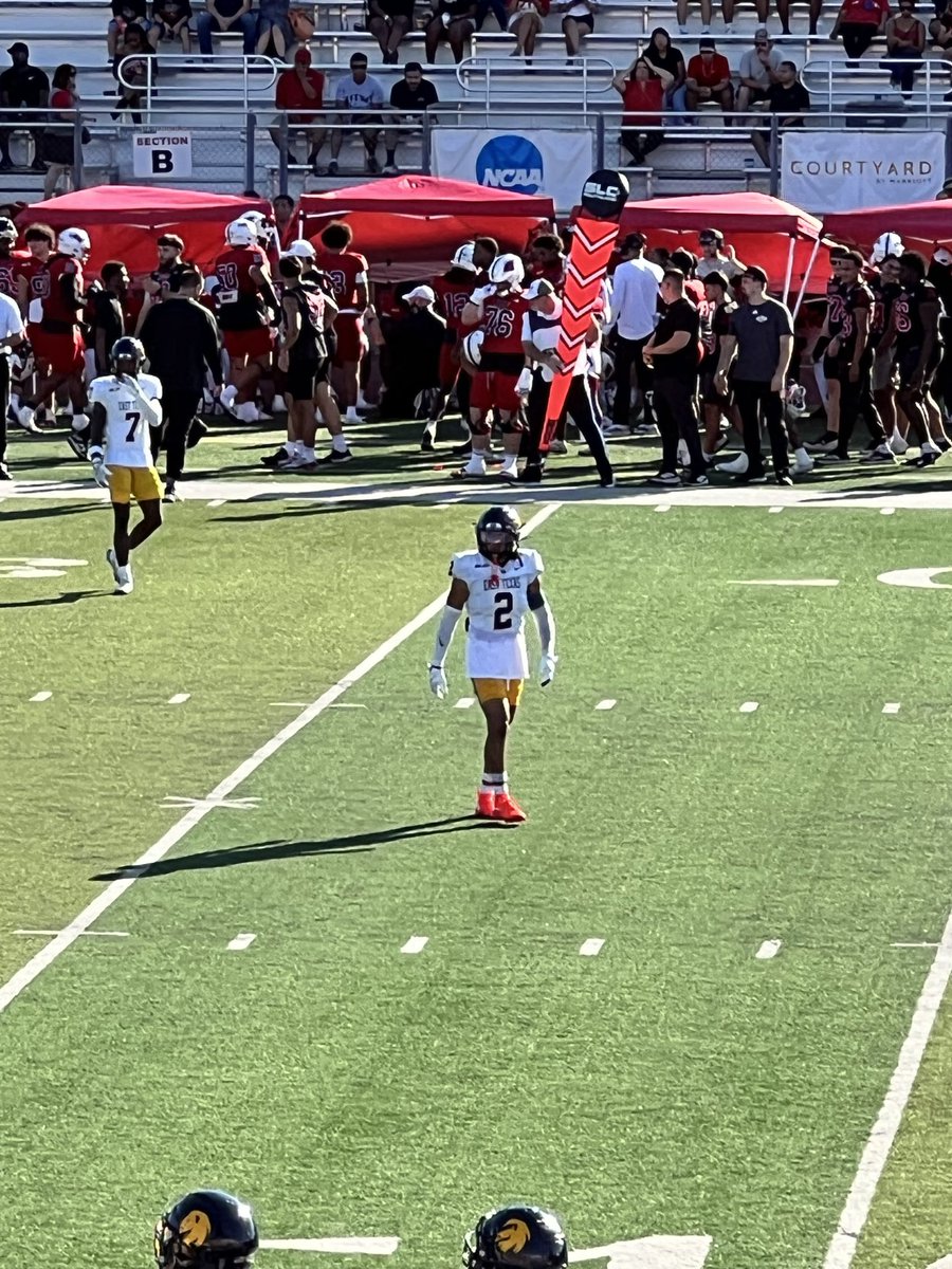 Glad I was able to come out and catch a former player competing at the collegiate level today. Super proud of this kid <a href="/lavonWilliams2_/">Von🌟</a> <a href="/Lions_FB/">East Texas A&M Football</a>