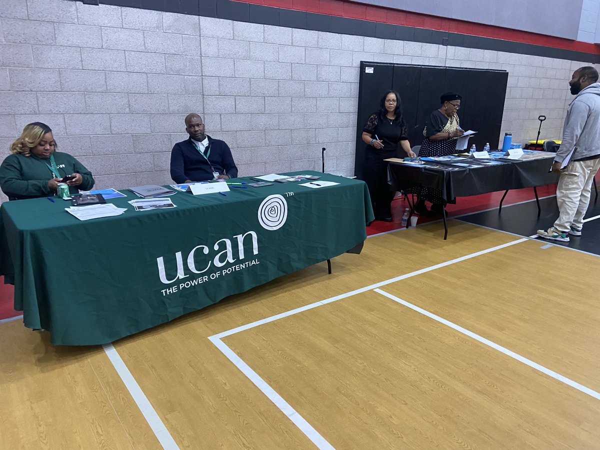 RevIsaacHayes's tweet image. Thanks to the YWCA Metropolitan Chicago for partnering with us for our workforce development resource fair. #StrategicPartnerships #WorkforceDevelopment #CommunityEngagement