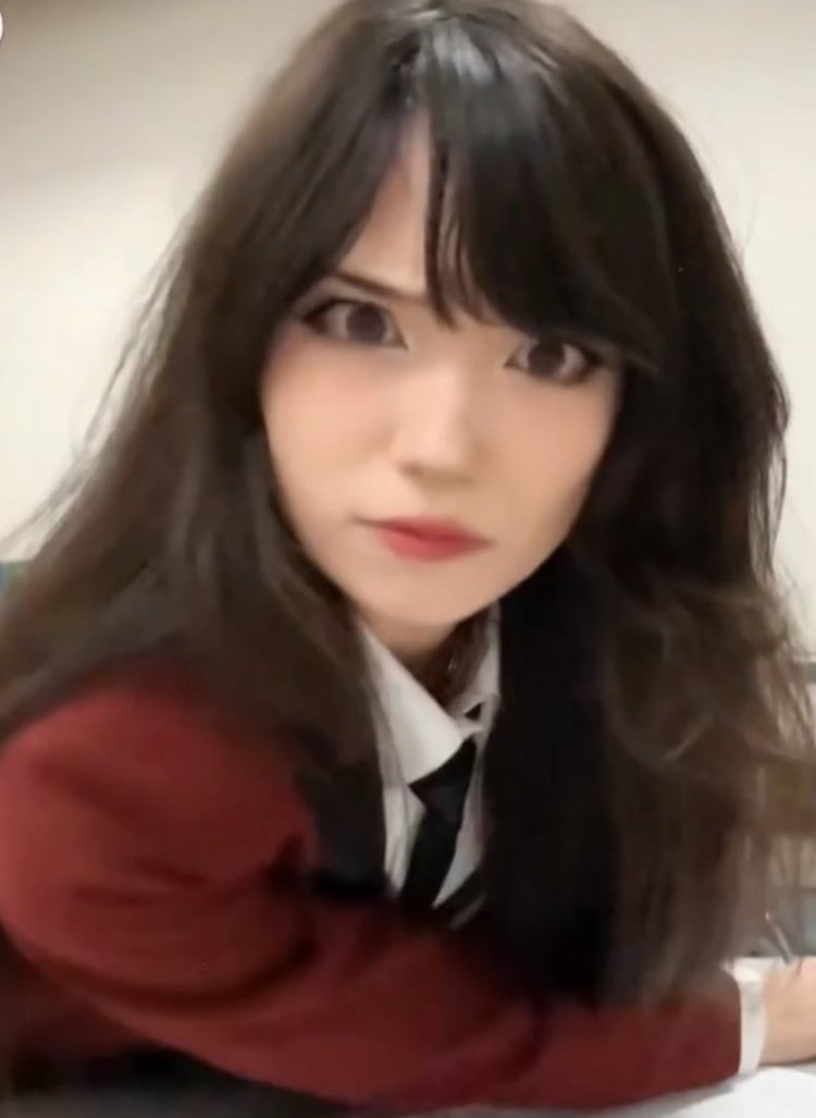 powdury's tweet image. Twitch wtf?