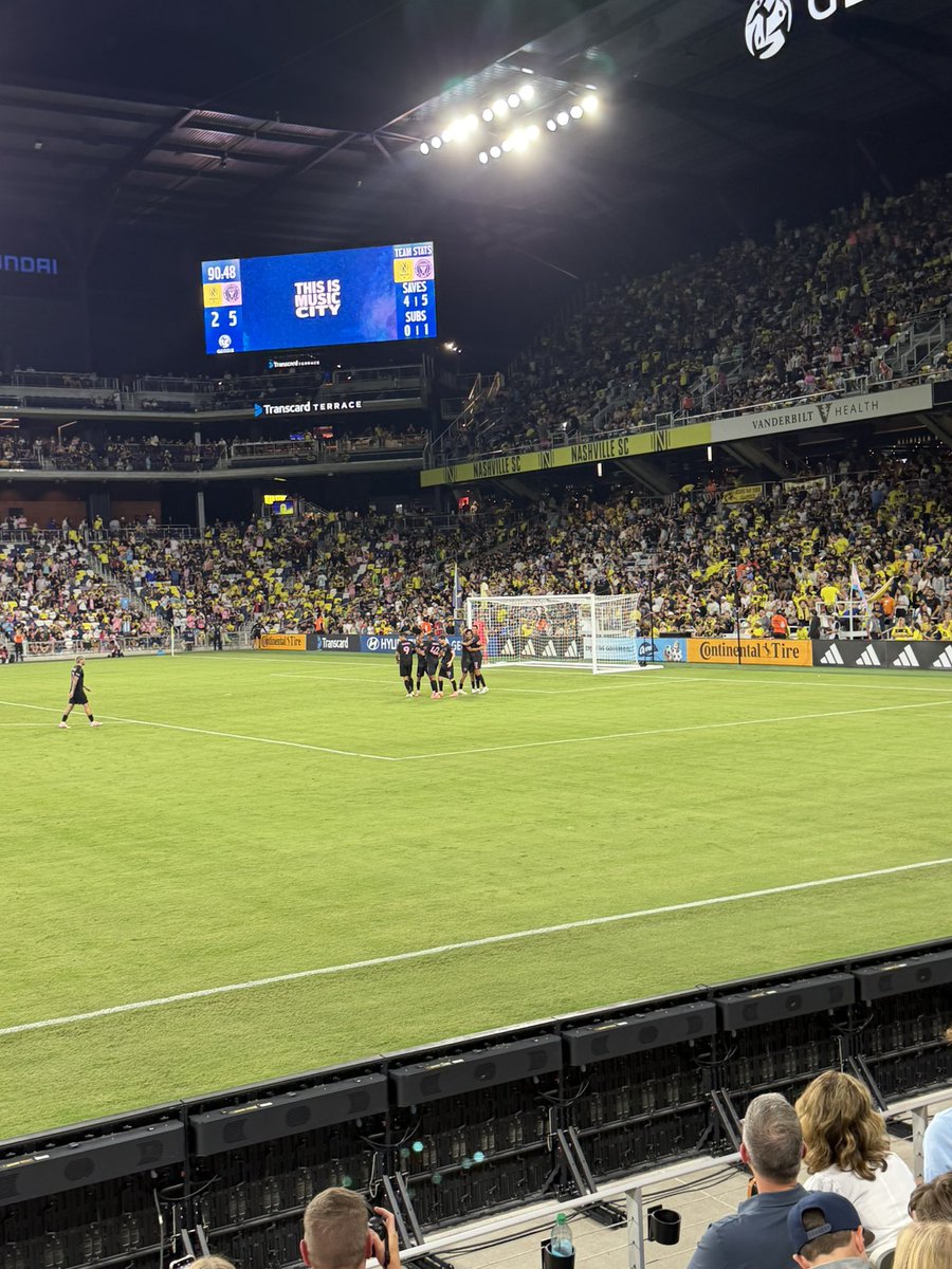 LS6Pack's tweet image. What a beautiful night watching @InterMiamiCF in Nashville! #InterMiami