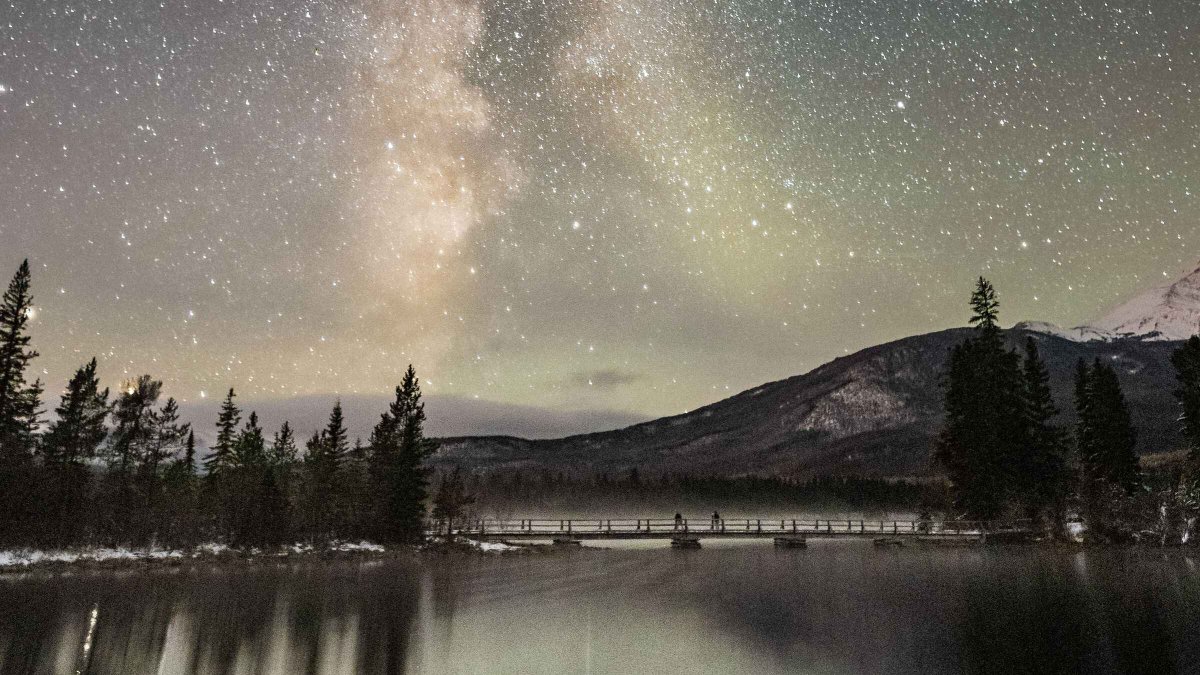 Budget Travel tweet media