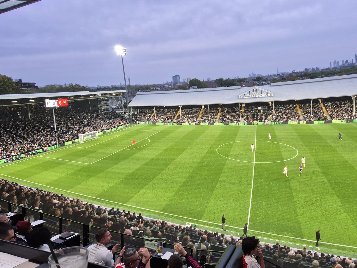 ToppersSnr's tweet image. #COSM LA

What an event - watched @FulhamFC v @Arsenal in Los Angeles in &apos;Immersive Theatre&apos; - just unbelievable &amp;amp; so impressive to be there! Thx Reece

Very, very special!