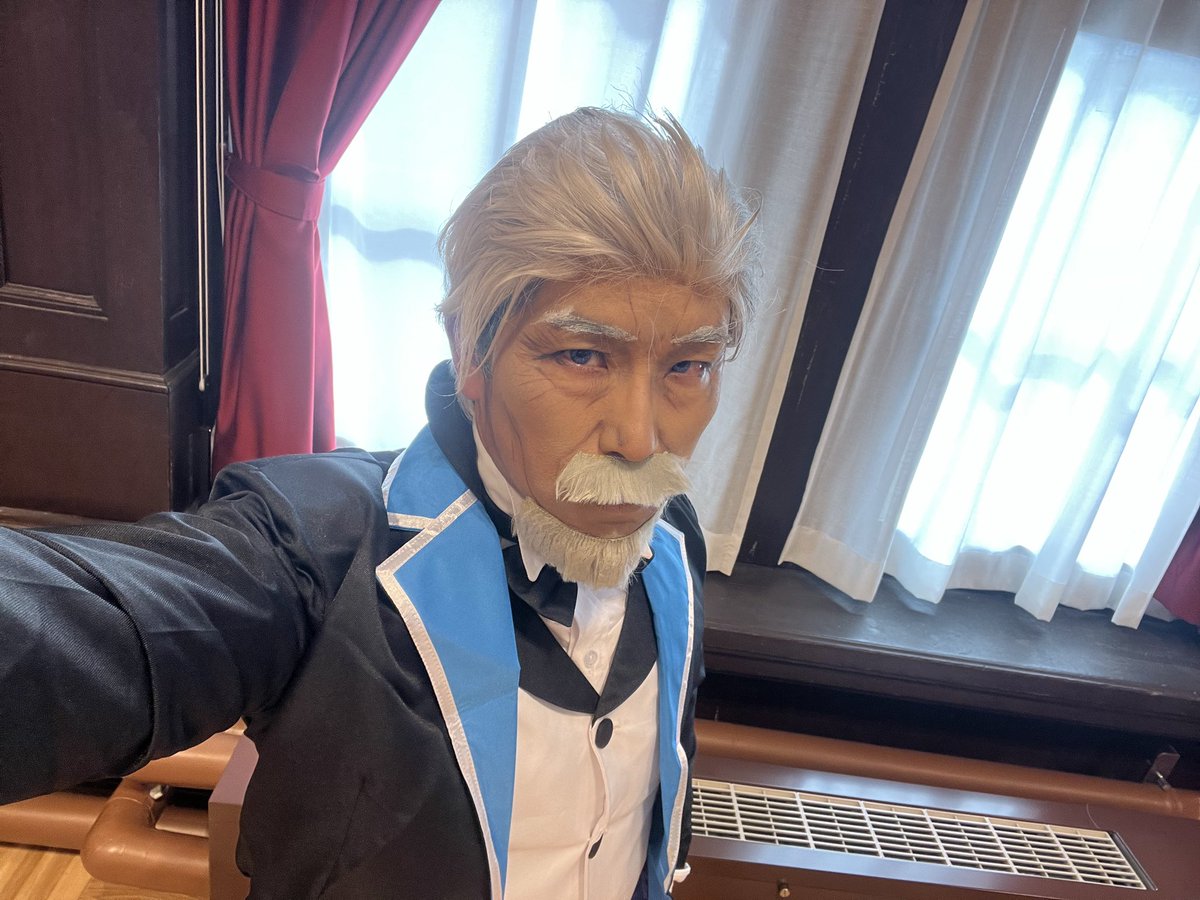 ロロ tweet media