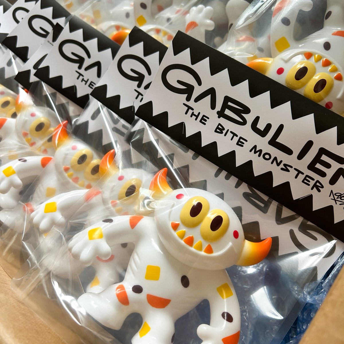 ●販売情報

GABULIEN[nangoku ice]
めちゃめちゃかわいいガブリアン南国アイス！
福岡県のセレクトショップ我流様で販売される限定カラーとして登場です！

我流様IG↓
instagram.com/garyujp?igsh=M…

販売に関するお問い合わせは店舗様へご連絡いただけますと幸いです🙇‍♀️

↓以下店舗様ご投稿より引用↓