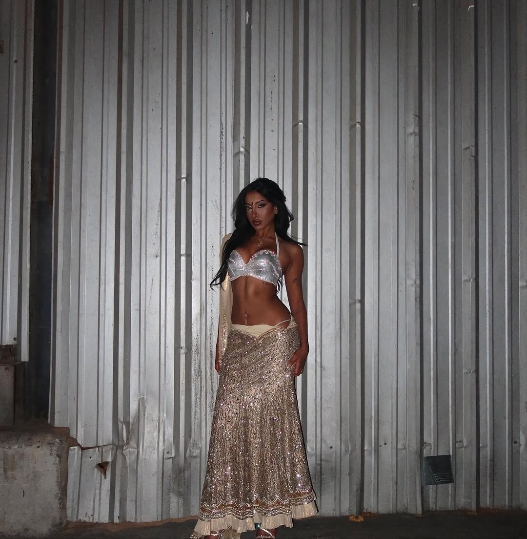 eyekonsworld's tweet image. 🌟 | #LARA Instagram Update 

Diwali + friends!!!! 🪷🪷🪷