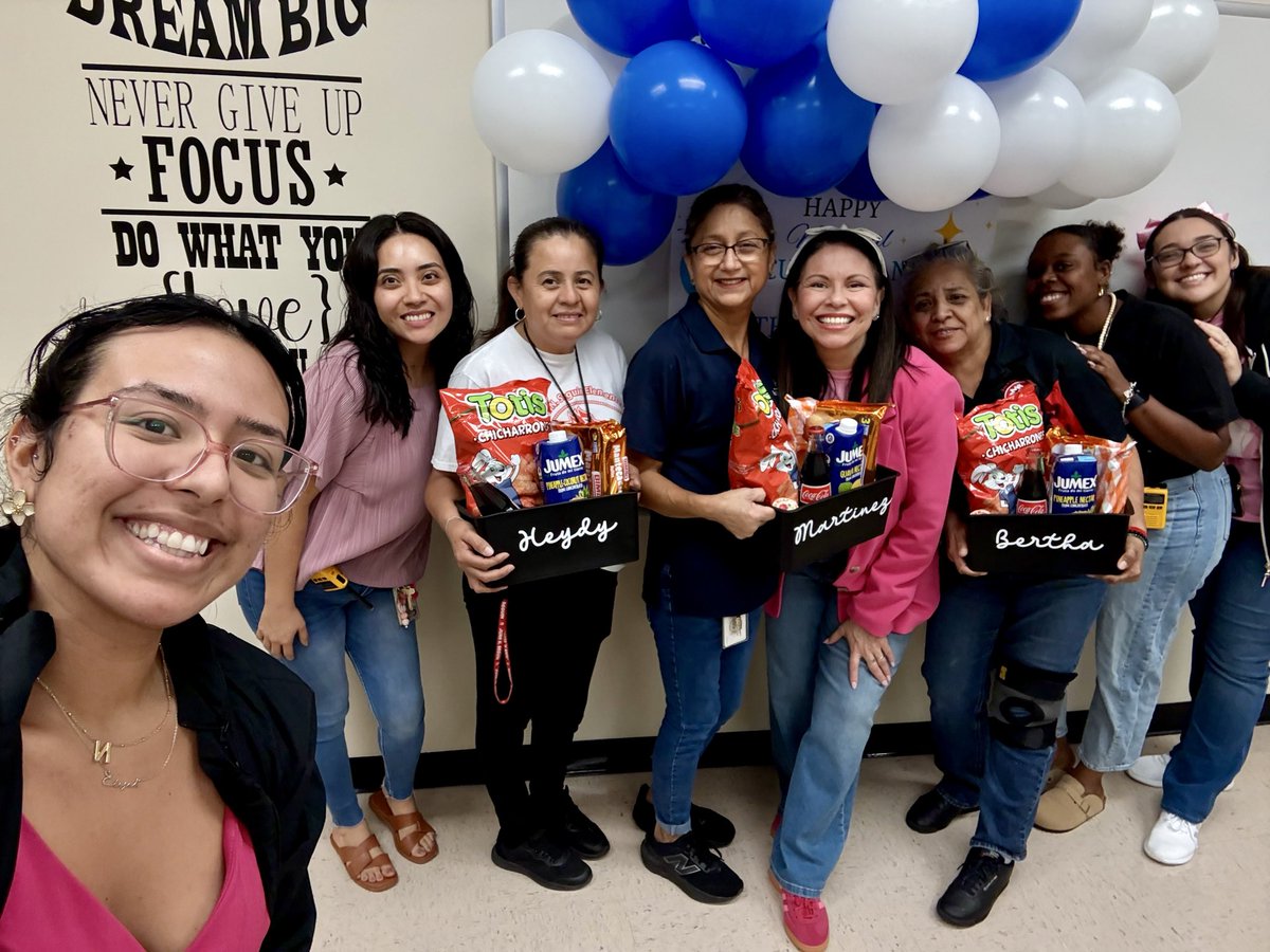Clean floors, bright halls, and shining smiles — our custodial royalty reign supreme <a href="/juannseguinhisd/">Juan N. Seguin HISD</a>! <a href="/msspencerr/">esclass</a> <a href="/Zajan23/">Zaira Gomez</a> <a href="/ZandraAguilar15/">Zandra Aguilar</a>