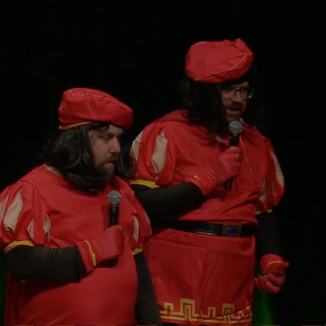ZombiesLvBacon's tweet photo. Can’t believe we actually did a Shrek panel at #PAXAus2025 💚🧅
So much chaos, so many laughs, all for @blackdoginst with @GenerOZity .
Huge love to everyone who joined the swamp and helped raise money for mental health. 💛

The legends @ItsViktoriahhh @maedream_ @Goatonaboat_ @AllieHollyS @Gametraintalk @ChrisLMiddleton @teegstah 

#PAXAus #Shrek