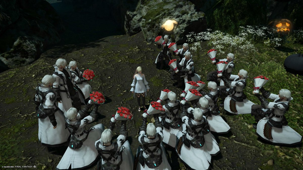 遅くなりましたが！
みじろさん主催のSS会行ってきました！！
やはりいつ見ても集団のやつは楽しいね〜www
ララちゃんおばけ👻でいたんだけど、やはりかわいいねコレ。。。
ハロウィンはこれからこれにしよう（ララちゃんの時のみ）
企画ありがとうございました！
#ピ不在ズッ友の会