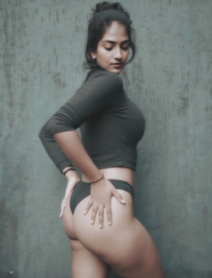 G3m0XTEX0AAkpYC?format=jpg&name=900x900