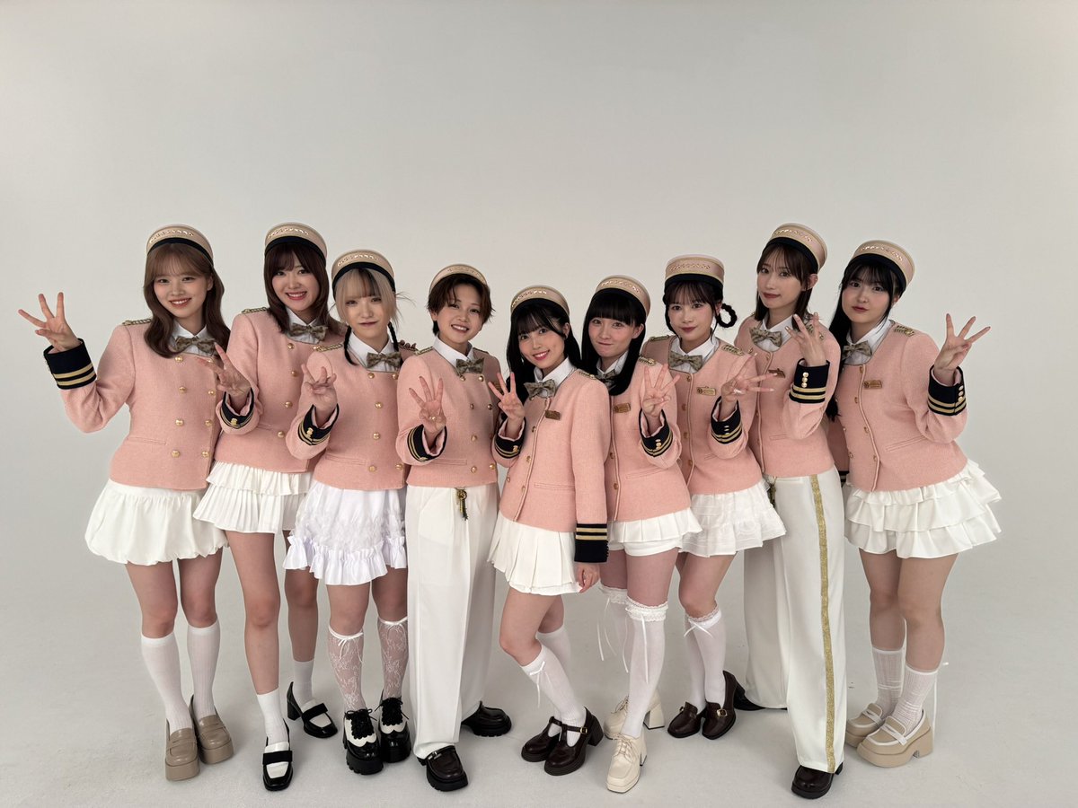 お知らせ📣

たった今！！イベント内で解禁となりました!!

BEYOOOOONDS待望の3枚目のアルバム

『BEYOOOOONDS 3rd』(ビヨーンズサード)

が12月10日(水)に発売決定🌈

詳細はこのあと更新される公式HPをご確認ください🌷

#BEYOOOOONDS #ビヨーンズ #ハロプロ 
#ビヨサードへようこそ