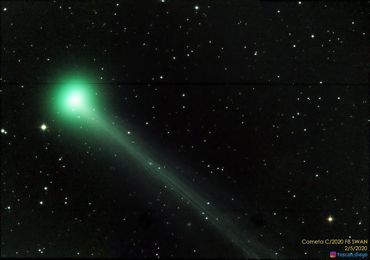 今日は本日および明日観測チャンスの幻の彗星
『スワン彗星』を紹介するよ

約１ヶ月前に発見されたばっかりのこの彗星は
なんと約2万年に1度しかやってこないという前代未聞の彗星だよ。

気になる方角と時間帯は、南西方向に18時から19時前後から見れるの
一応地域によって時間にバラつきはあるから